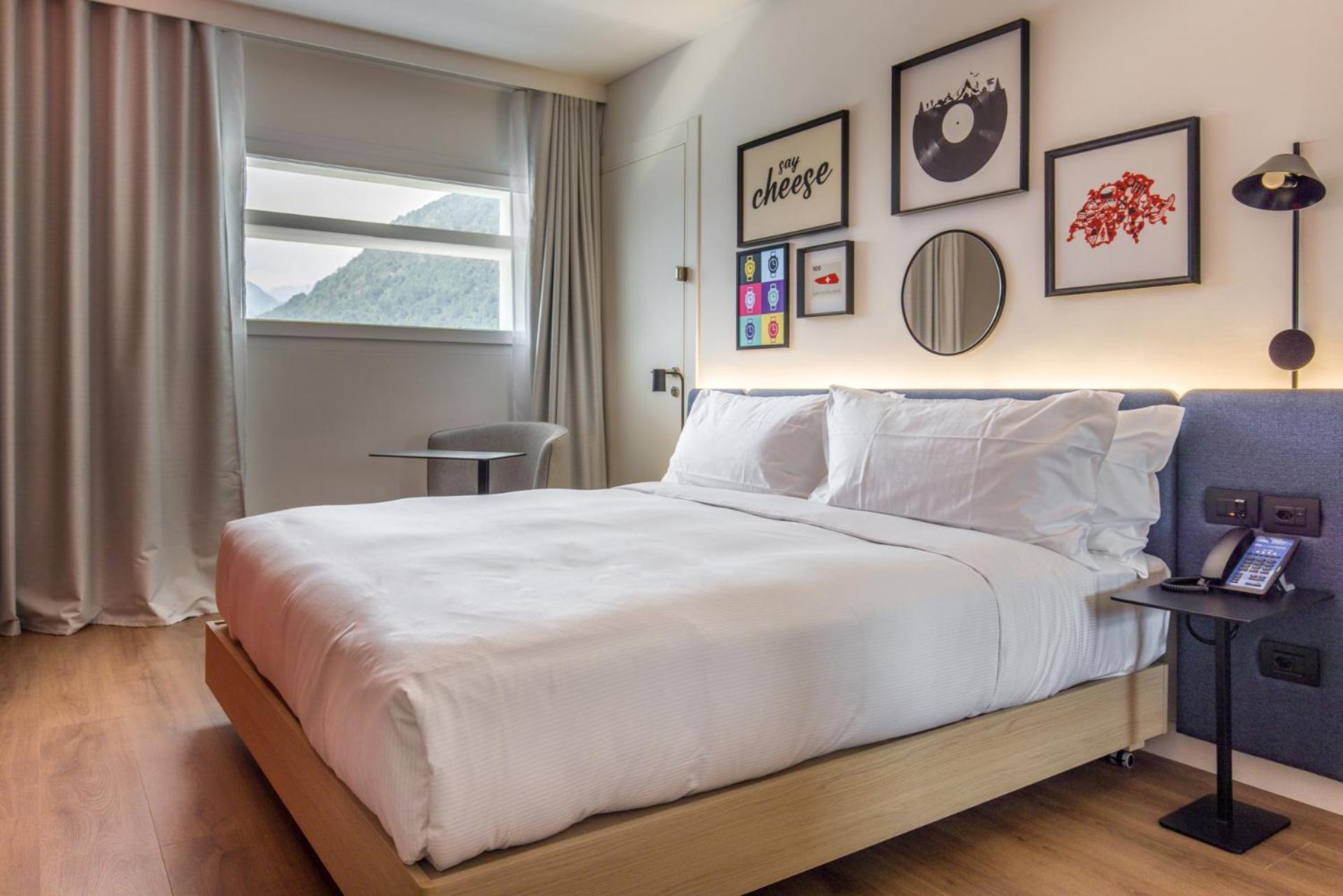 Hampton By Hilton Locarno Hotell Losone Exteriör bild